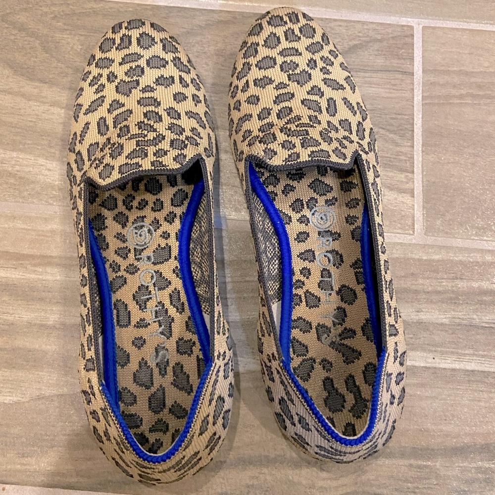 Rothy’s Loafer, size 8. Worn 5 times! Just too small for me.